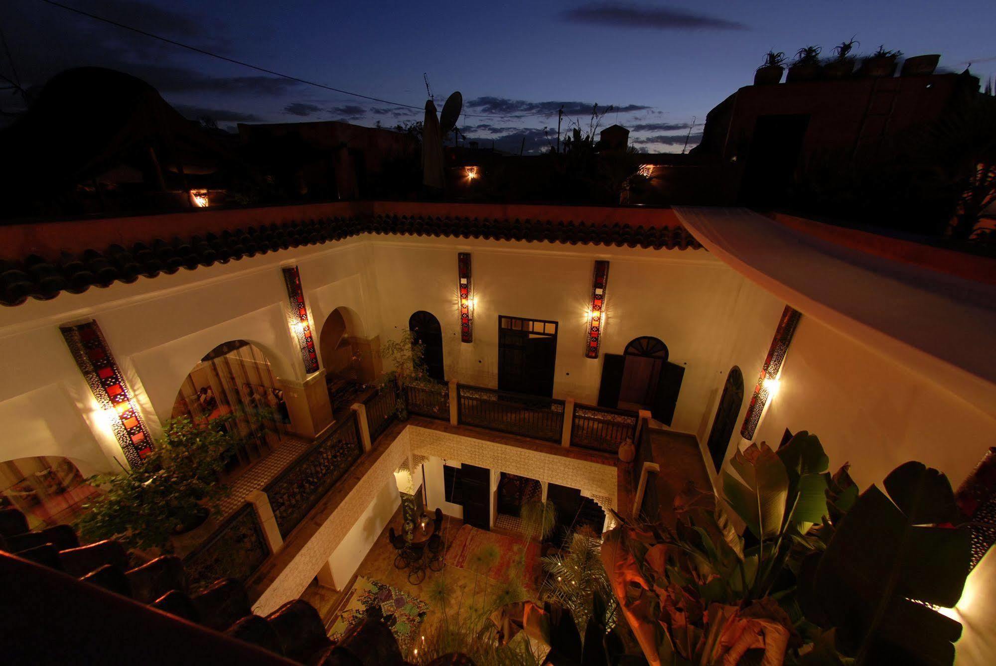 Riad Ta'Achchaqa Marrakesh Extérieur photo